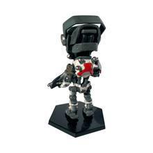 Load image into Gallery viewer, Destiny Vinyl Figure - Lord Shaxx and Redjack