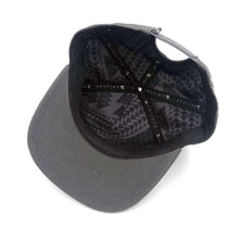 Load image into Gallery viewer, Tricorn Snapback - Gray
